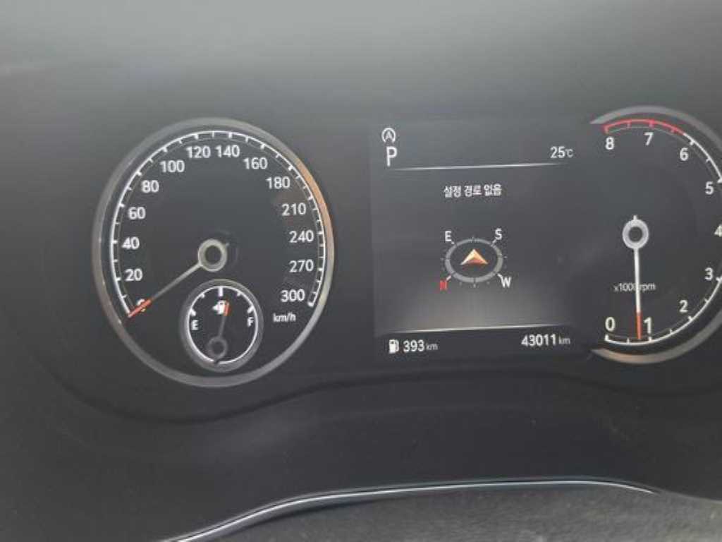 Genesis G70 Gasoline 2.0T 2WD 6