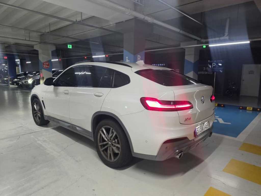 BMW X4 xDrive 20i M Sport X Online Exclusive Edition 5