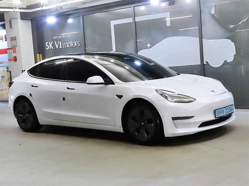 Tesla Model 3 Long Range