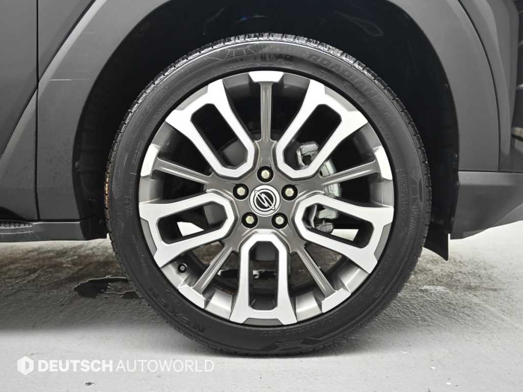 KG Mobility (Ssangyong) Torres 1.5 GDI-T 2WD T7 6