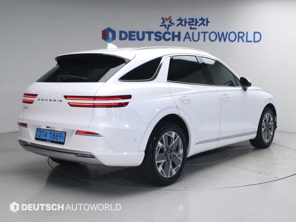 제네시스 GV70 e-AWD 사진 2/20