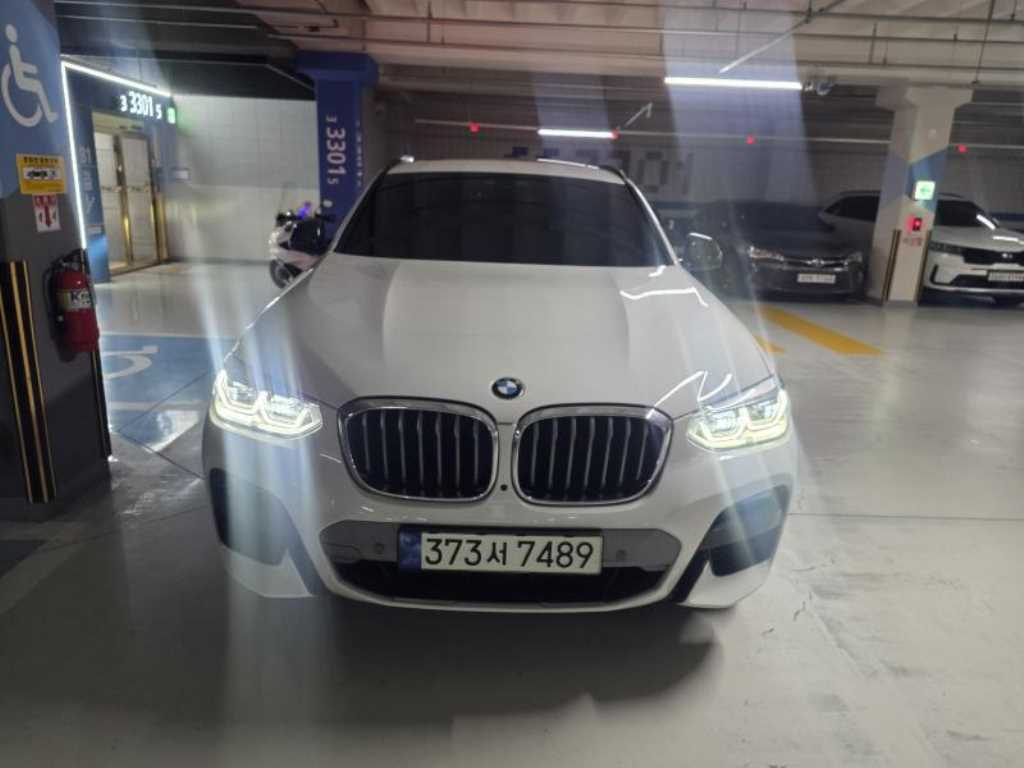 BMW X4 xDrive 20i M Sport X Online Exclusive Edition 2