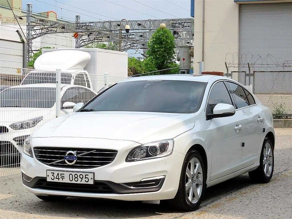 볼보 S60 D3 사진 2/19