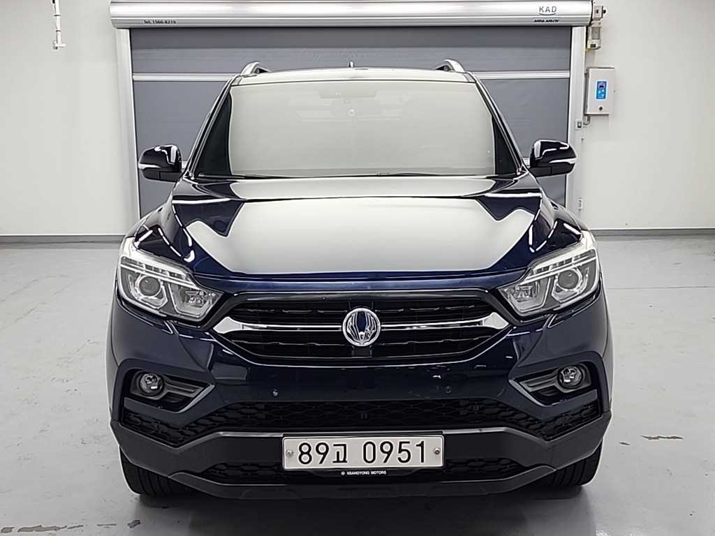 KGM 렉스턴 4WD 디젤 2.2 노블레스 사진 2/19