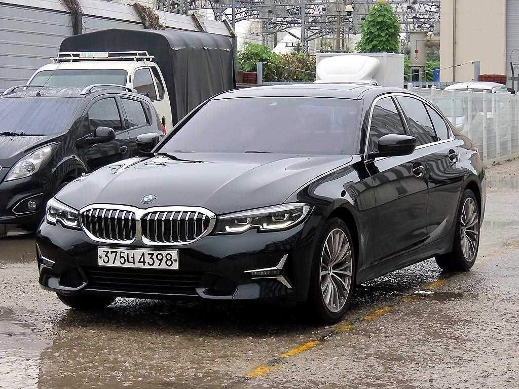 BMW 3시리즈 320d 럭셔리 사진 2/20