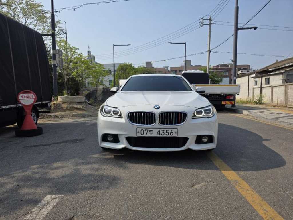 5시리즈 (F10) 530d xDrive M 에어로 다이나믹 2016년식