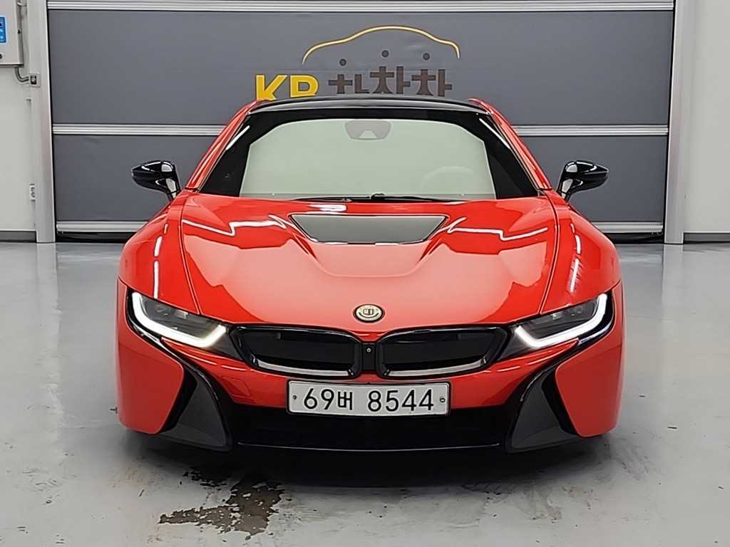 BMW i8 쿠페 사진 2/19