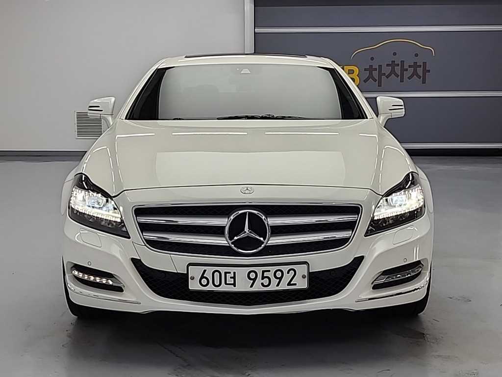 벤츠 CLS 클래스 CLS 350 블루이피션시 사진 2/18