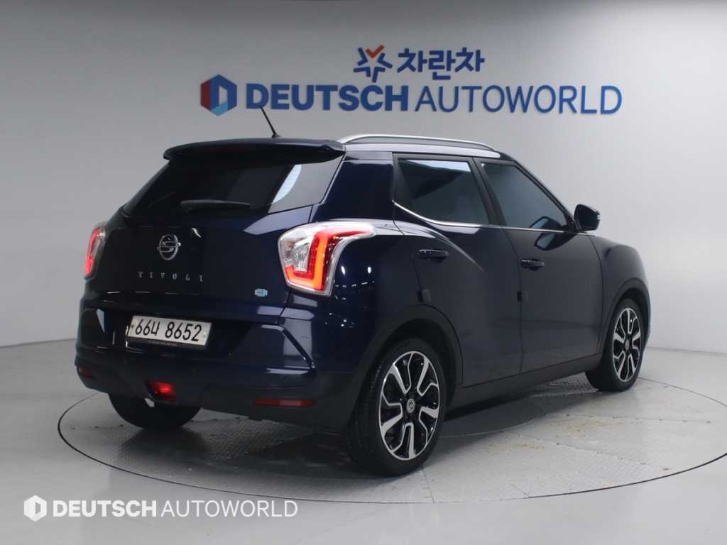 KGM 티볼리 디젤 2WD 1.6 VX 사진 2/20