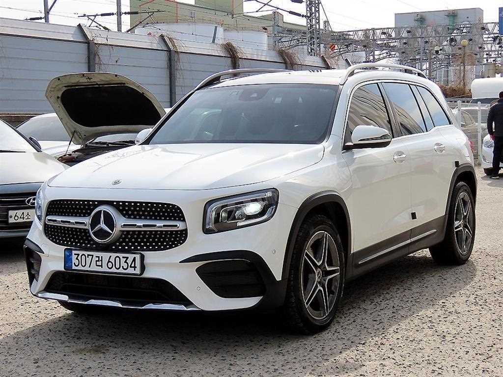 벤츠 GLB 클래스 GLB 250 4MATIC 사진 2/20