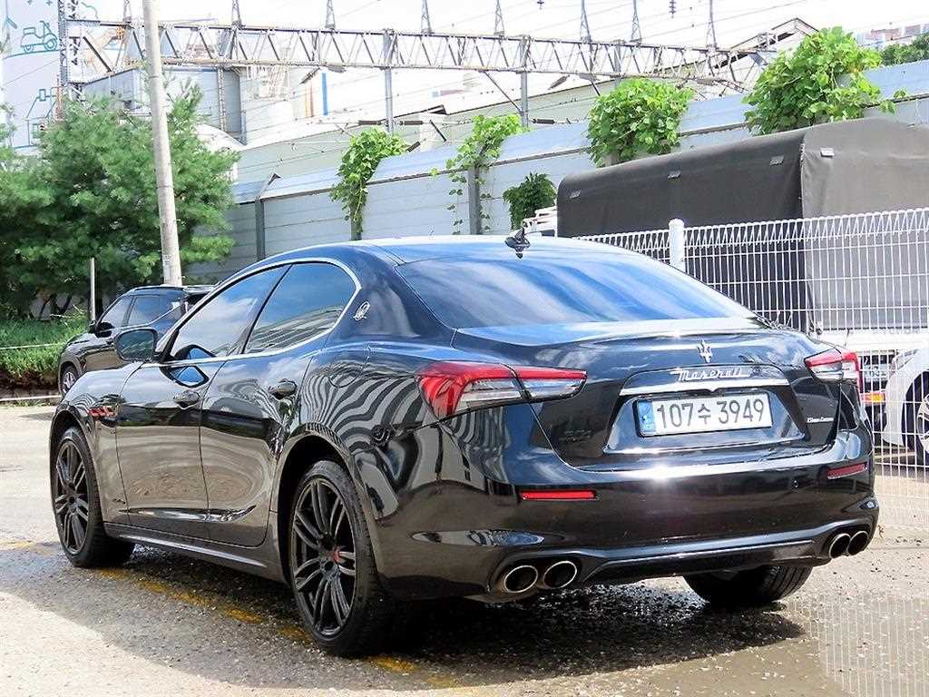 기블리 3.0S Q4 그란루쏘 2018년식