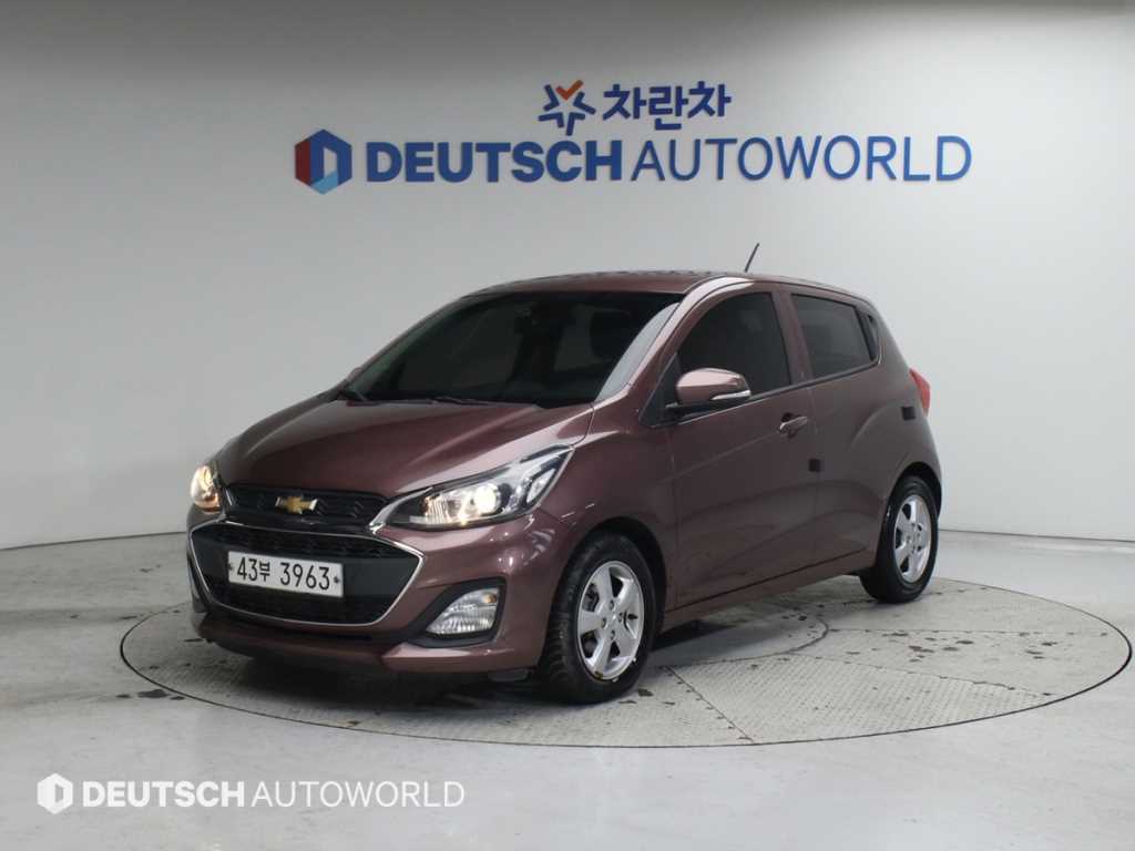 더뉴스파크 LT 2019년식