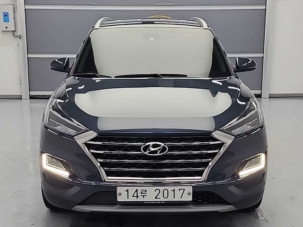 현대 투싼 디젤 1.6 2WD 프리미엄 사진 2/18