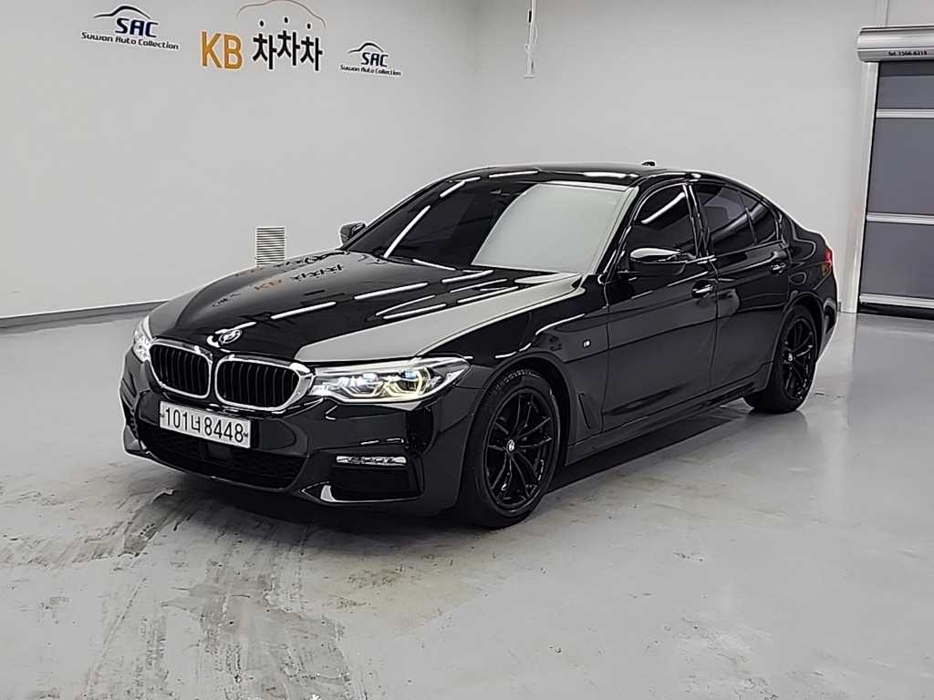 BMW 5시리즈 520d M 스포츠 사진