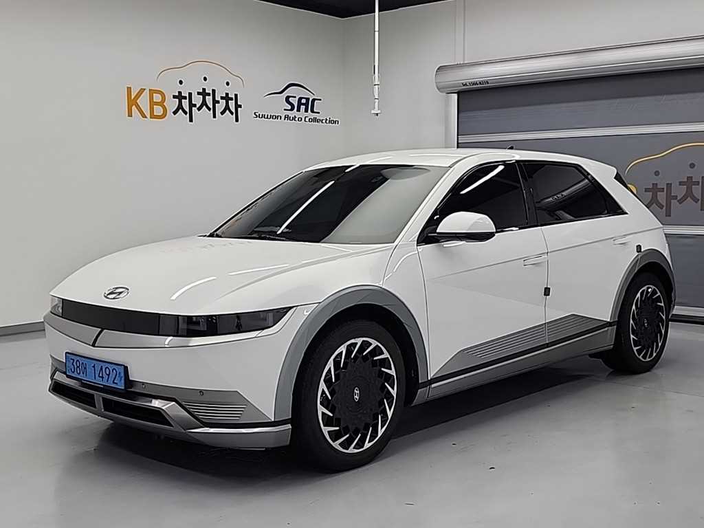 아이오닉 5 롱 레인지 4WD 프레스티지 2022년식