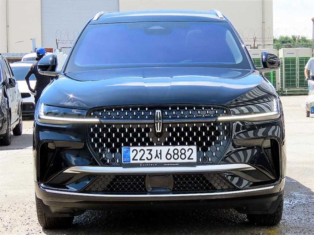 노틸러스 2세대 2.0 리저브 AWD 2025년식
