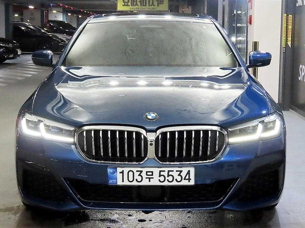 BMW 5시리즈 530i M 스포츠 사진 2/20
