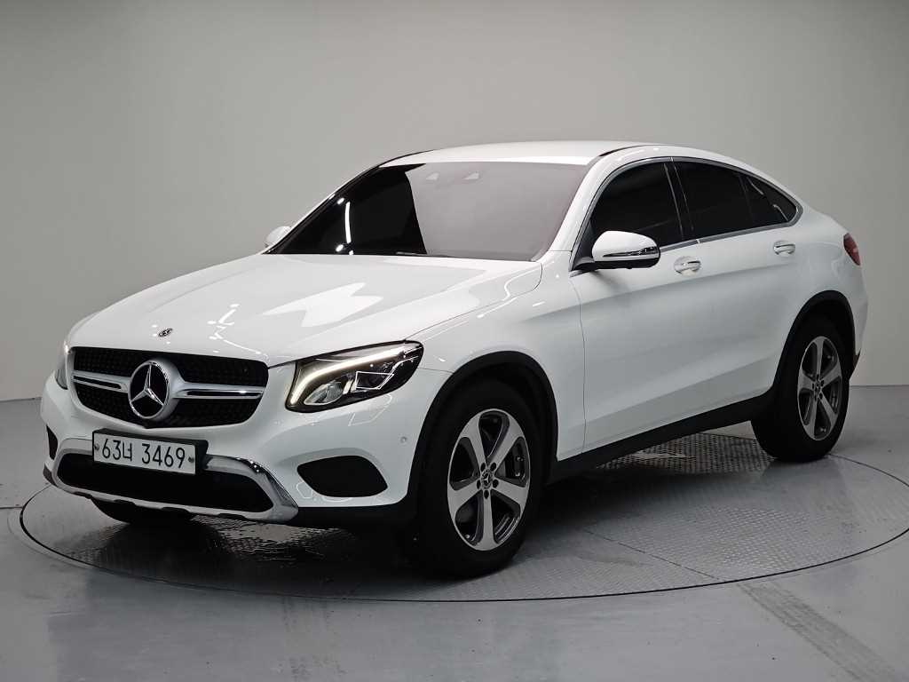 벤츠 GLC 클래스 GLC 300 4MATIC 쿠페 사진