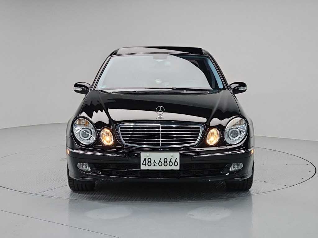 벤츠 E 클래스 E500 사진 2/19