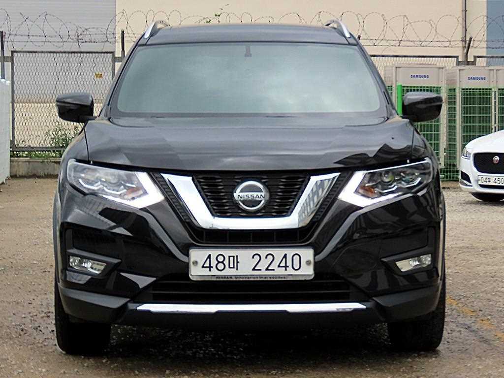 닛산 엑스트레일 2.5 4WD 사진