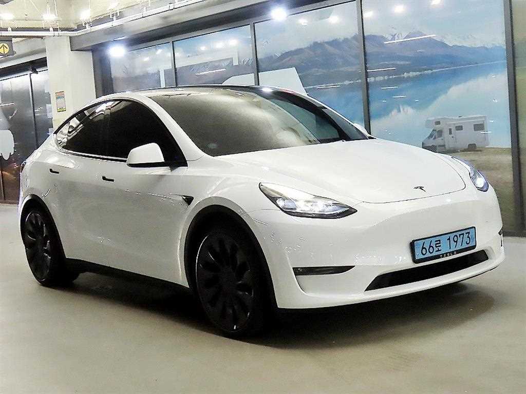 모델 Y 퍼포먼스 2024년식