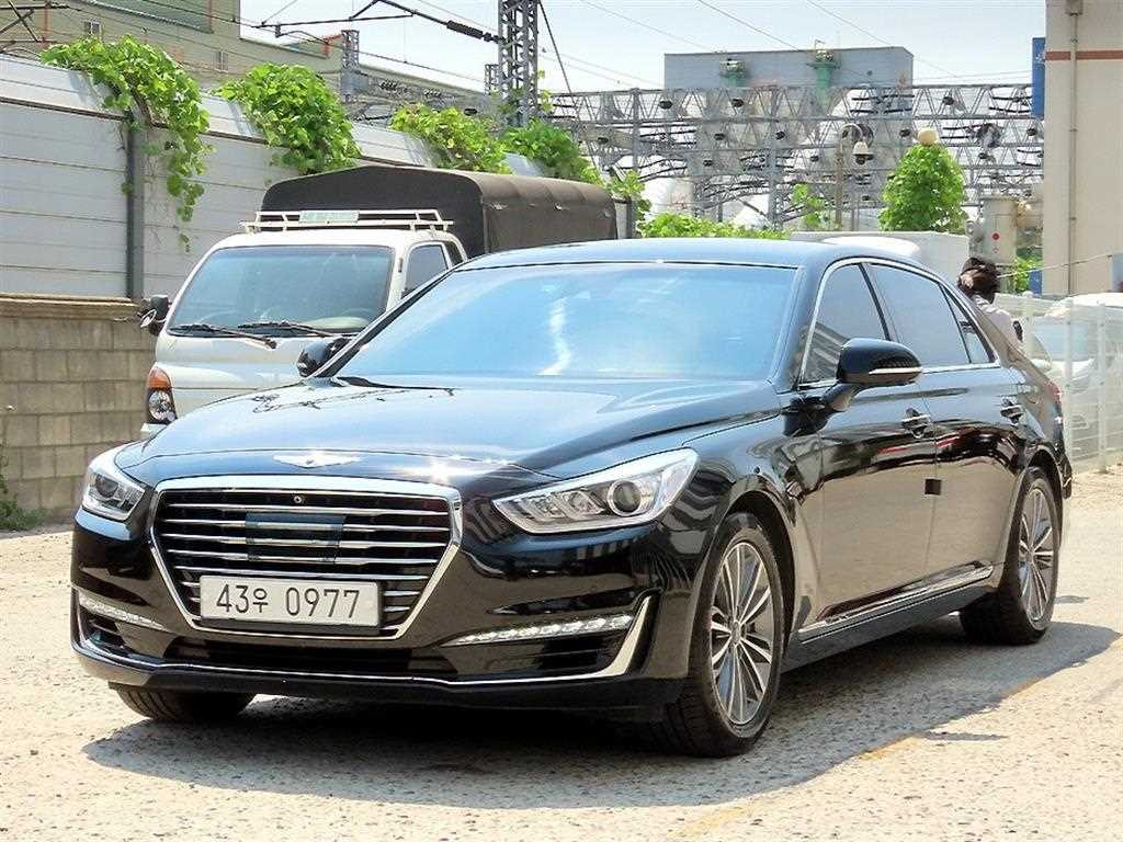 EQ900 3.8 GDI AWD 프리미엄 럭셔리 2016년식