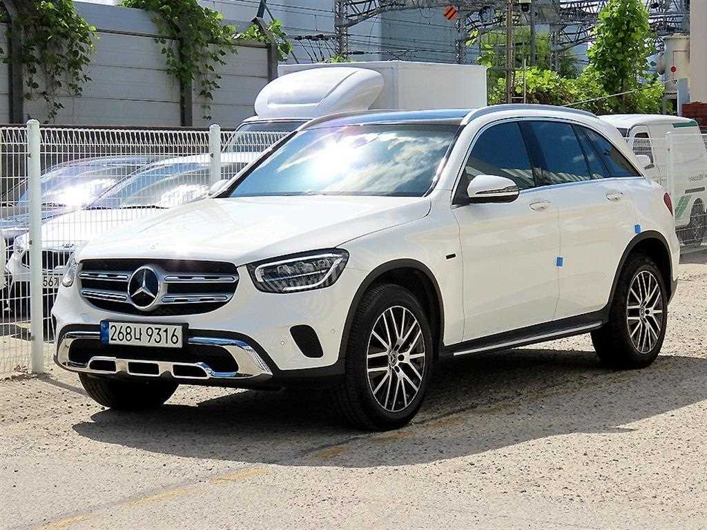 벤츠 GLC 클래스 GLC 300 e 4MATIC 사진 2/20