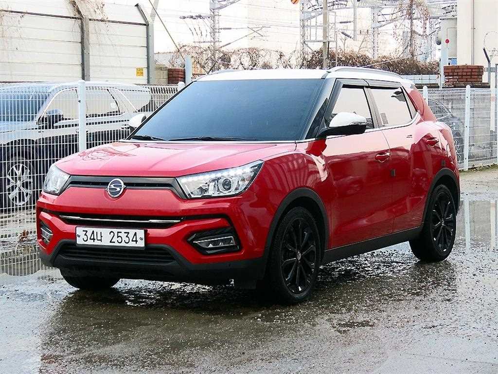 KGM 티볼리 2WD 가솔린 LX 사진 2/20