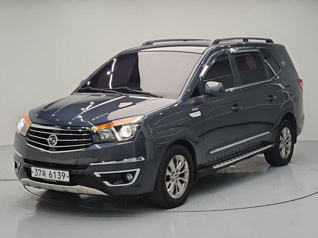 KGM 코란도 4WD TX 플러스 9인승 사진