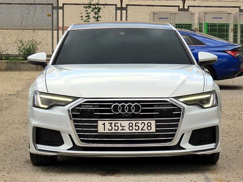 아우디 A6 40 TDI 콰트로 프리미엄 사진