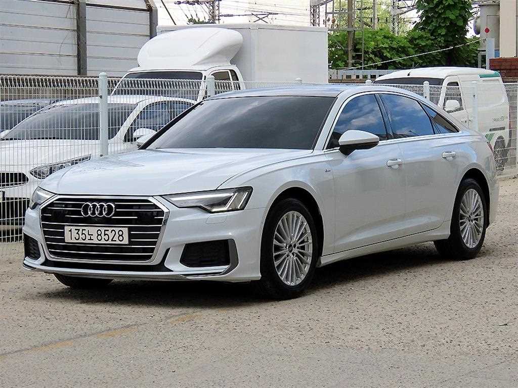 아우디 A6 40 TDI 콰트로 프리미엄 사진 2/20