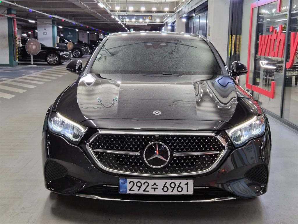 벤츠 E 클래스 E200 아방가르드 사진 2/20