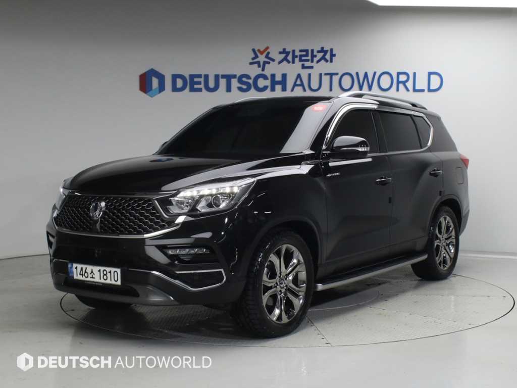 KGM 렉스턴 디젤 2.2 4WD 화이트 에디션 사진