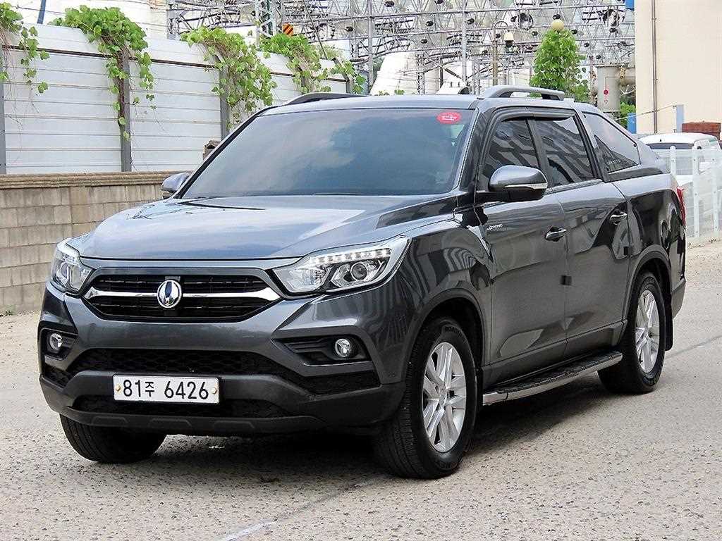 KGM 렉스턴 4WD 디젤 2.2 어드벤처 사진 2/20