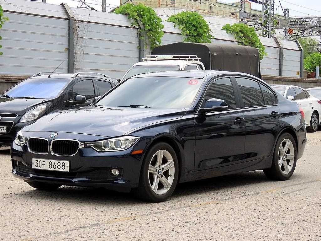 BMW 3시리즈 320d 사진 2/20