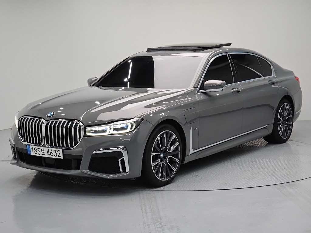 BMW 7시리즈 745Le sDrive M 스포츠 사진