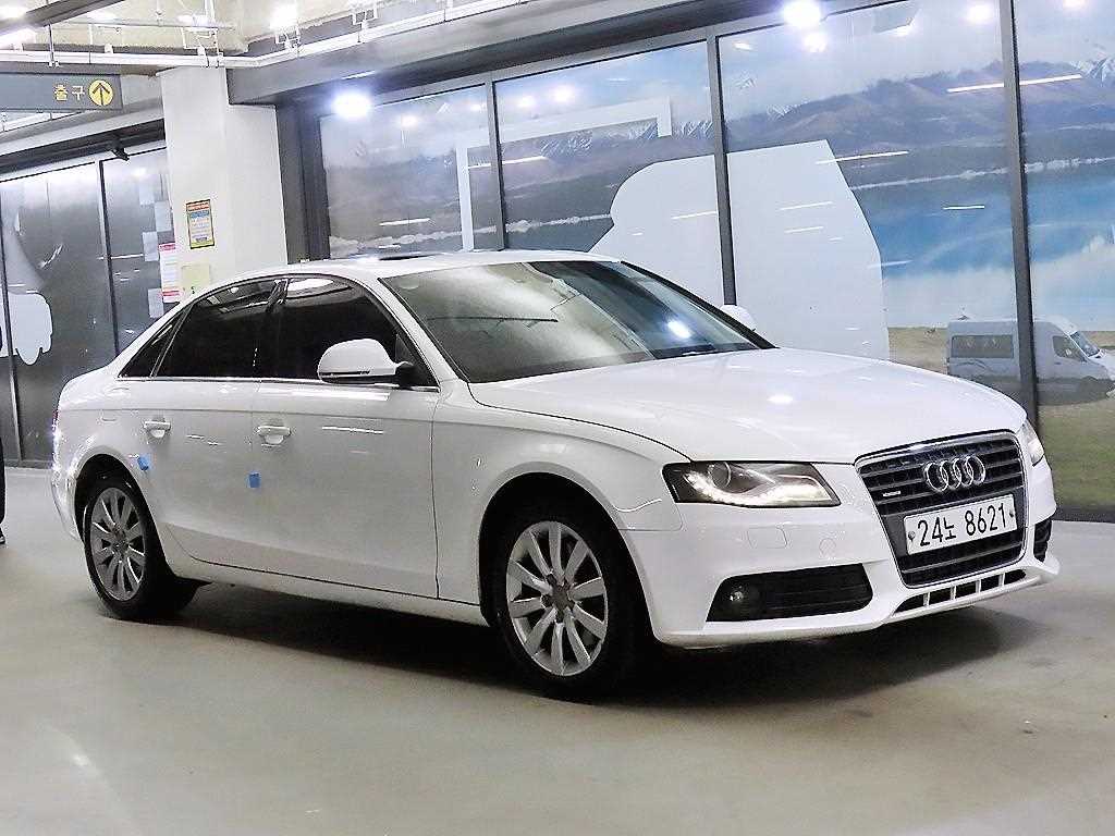 아우디 A4 2.0 TFSI 콰트로 사진