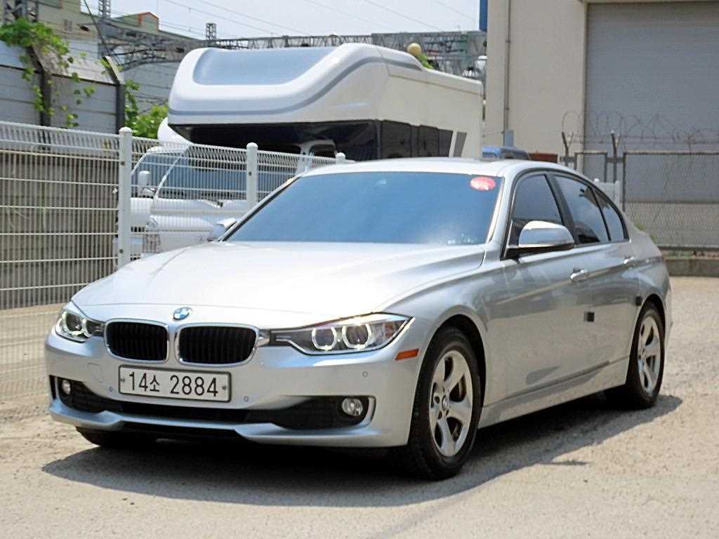 BMW 3시리즈 320d ED에디션 사진 2/20