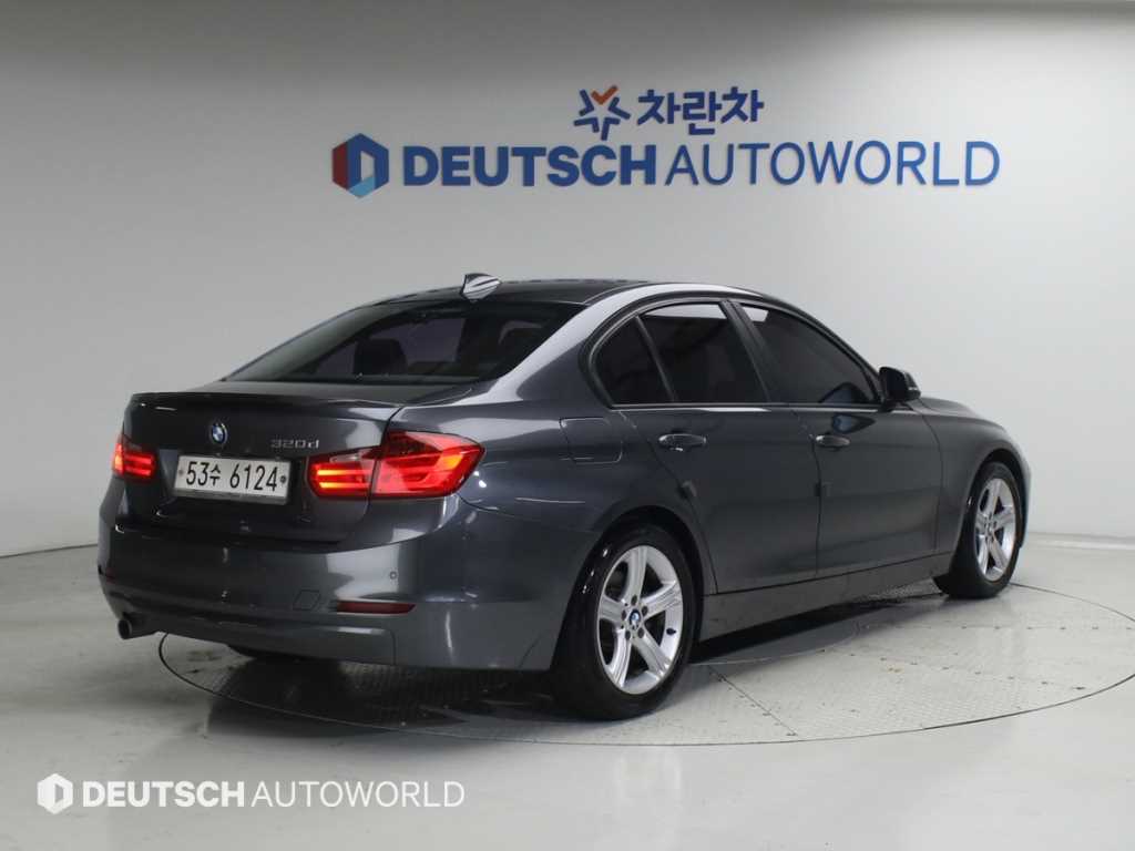 BMW 3시리즈 320d 사진 2/20