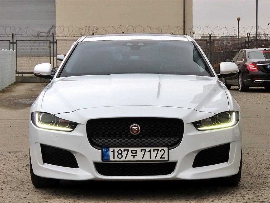XE 2.0T 프레스티지 2016년식