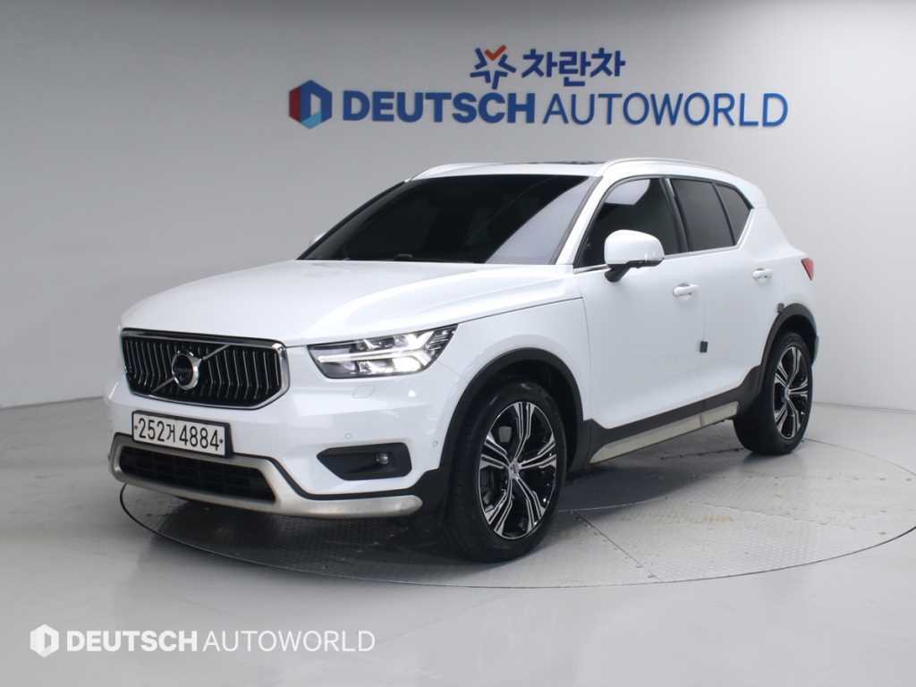 XC40 B4 AWD 인스크립션 2021년식