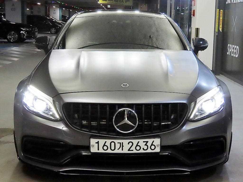 벤츠 C 클래스 C63 S AMG 쿠페 사진 2/20