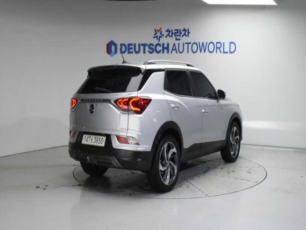 KGM 코란도 2WD 가솔린 1.5 C5 플러스 사진 2/20
