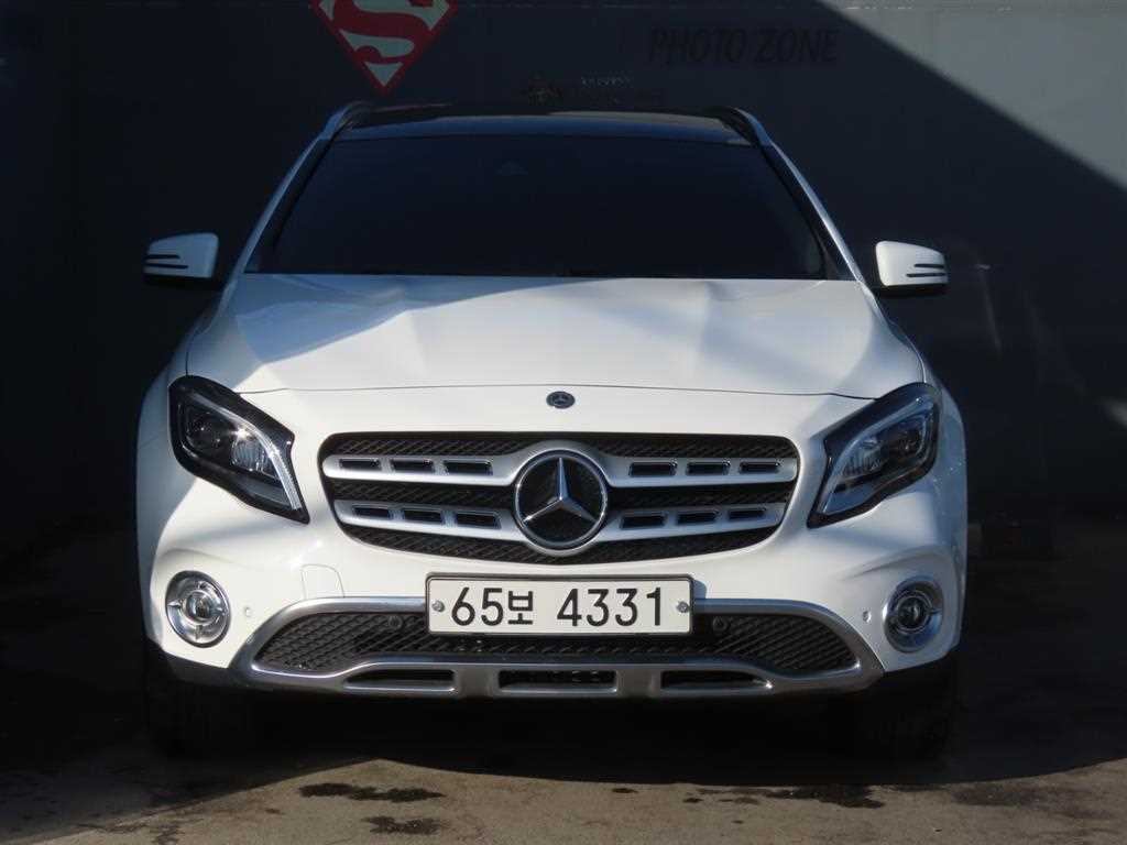 벤츠 GLA 클래스 GLA220 프리미엄 사진 2/20