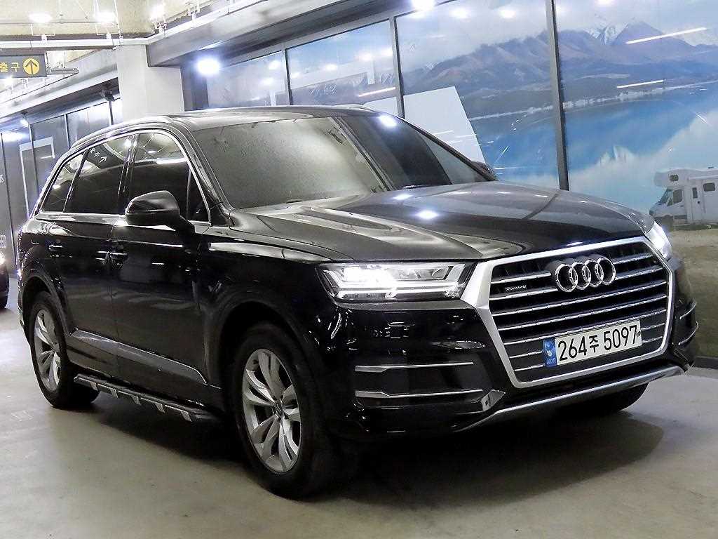 Q7 (4M) 45 TFSI 콰트로 2019년식