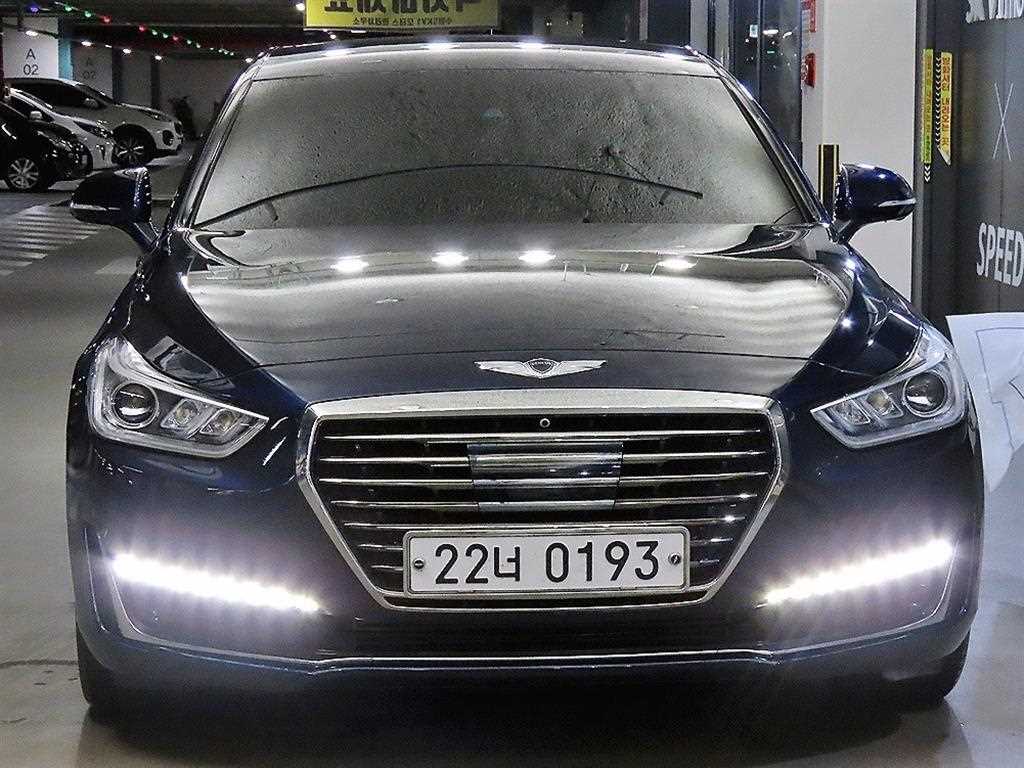 제네시스 EQ900 3.3 T-GDI AWD 프리미엄 럭셔리 사진 2/20