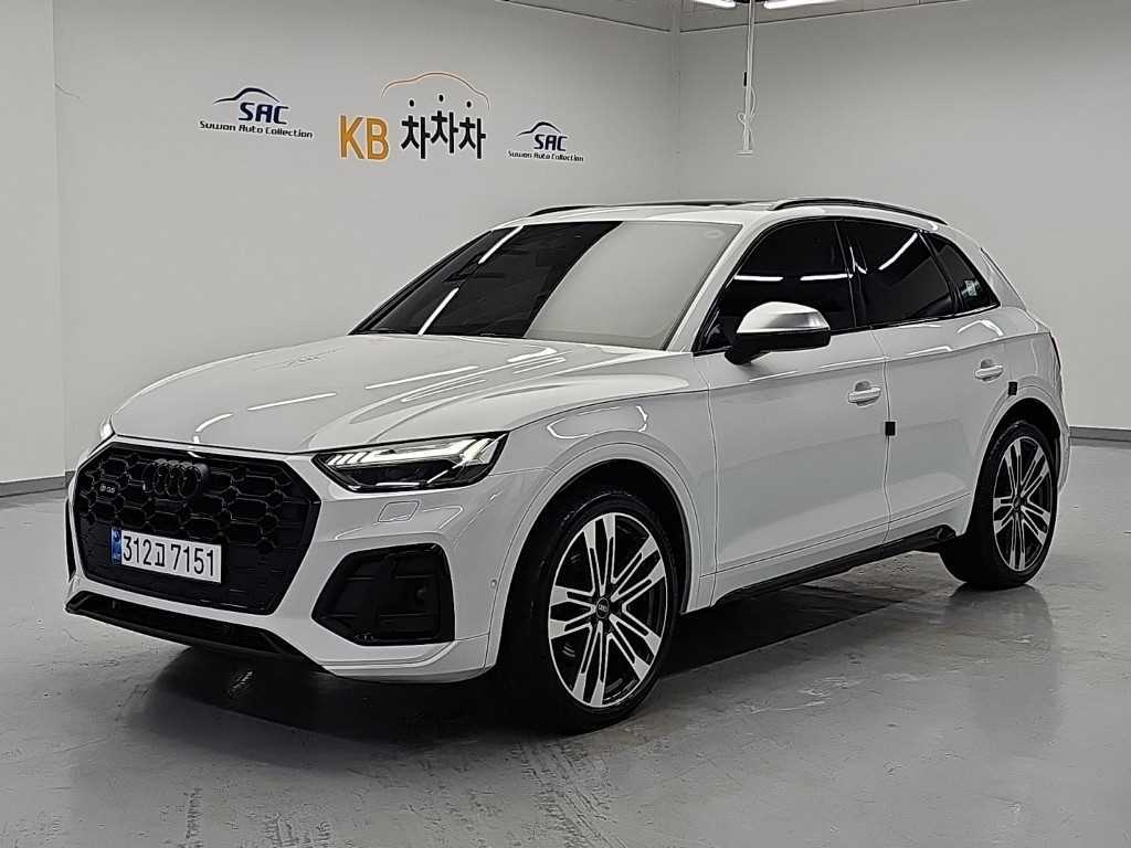 아우디 SQ5 3.0 TFSI 콰트로 사진