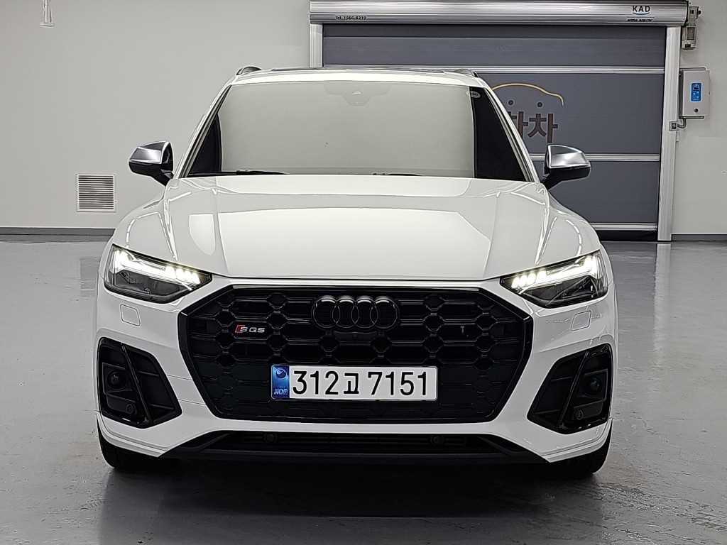 아우디 SQ5 3.0 TFSI 콰트로 사진 2/18