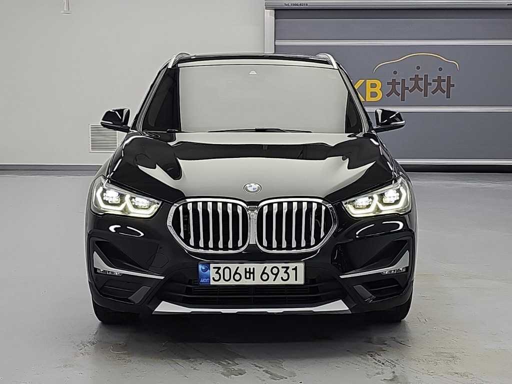 BMW X1 xDrive 20d xLine 사진 2/18