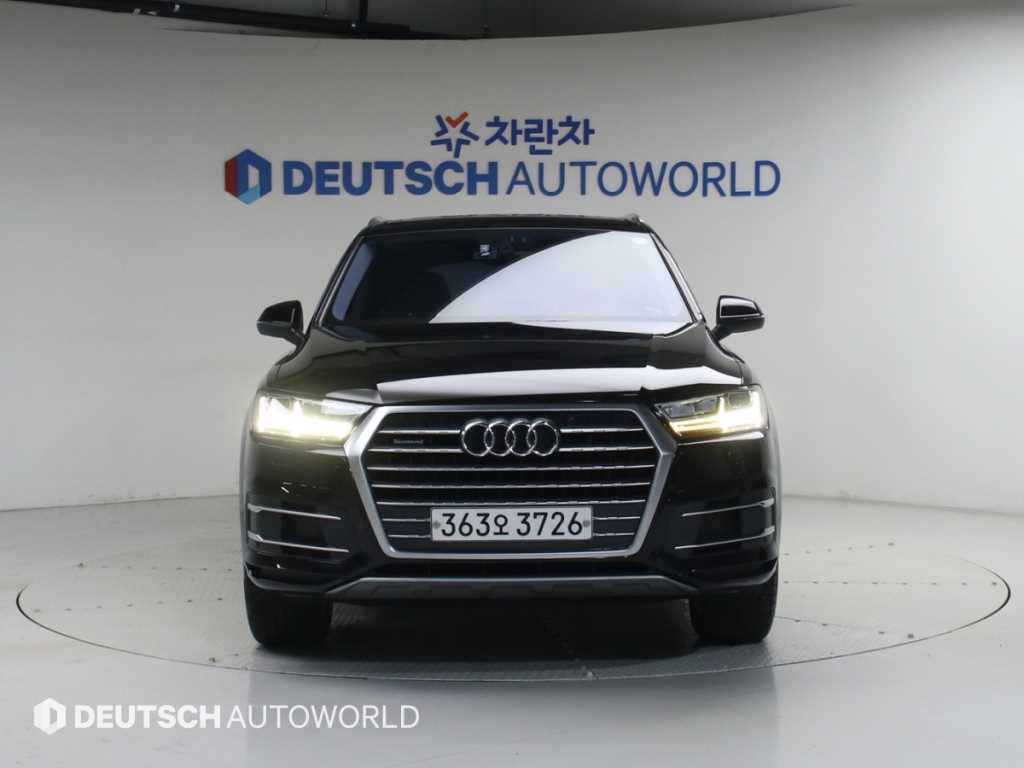 Q7 (4M) 45 TFSI 콰트로 2019년식
